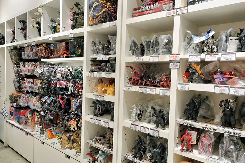 ゴジラ・ストア Tokyo 店内写真2