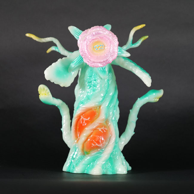 ゴジラ・ストア限定 マルサン 花獣ビオランテ450　Ashinoko GID Ver.